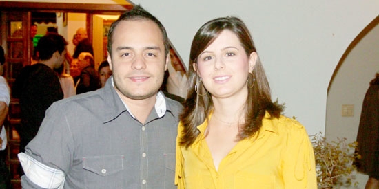 Bruno Cintra e Laura Petri em coquetel inaugural 